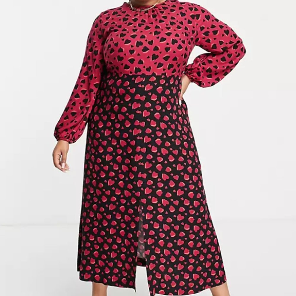 Closet London Plus Puff Sleeve Midi dress - Red and Plum Heart Print- Size 14